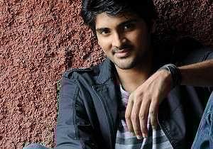 மனைவியின் இல்லத்தில் திருடியதாக நடிகர் கைது! 