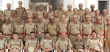 காவல் துறை பதவிகளும் பதவிச் சின்னங்களும்...