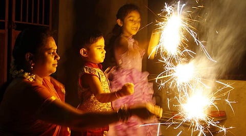 அரிசி, சர்க்கரை, துணிக்கு பதில் ரொக்கம்: தீபாவளி பரிசை அறிவித்தது புதுச்சேரி அரசு