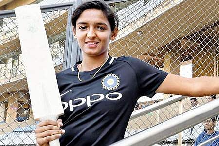 ஐசிசி கேப்டனான ஹர்மான்ப்ரீத் கௌர்! 2018-ன் சிறந்த ஒருநாள், டி20 மகளிர் அணிகளும் அறிவிப்பு