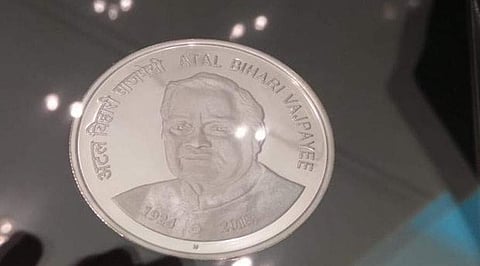 வாஜ்பாய் நினைவாக 100 ரூபாய் நாணயம் வெளியீடு