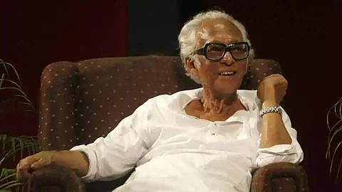தாதாசாகேப் பால்கே விருது பெற்ற புகழ்பெற்ற வங்க இயக்குநர் மிருணாள் சென் காலமானார்  