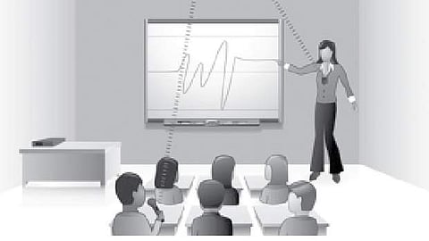 அரசுப் பள்ளிகளில் முடங்கி கிடக்கும் ஸ்மார்ட் வகுப்புகள்: கல்வித் துறை நடவடிக்கை எடுக்குமா?