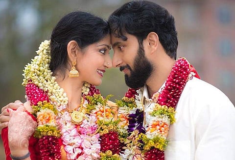 நடிகை திவ்யா உன்னி மறுமணம் செய்தார்!