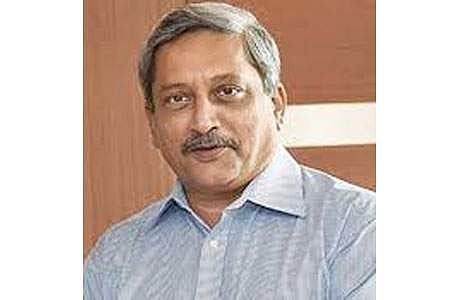 மருத்துவமனையில் இருந்து வீடு திரும்பினார் பாரிக்கர்