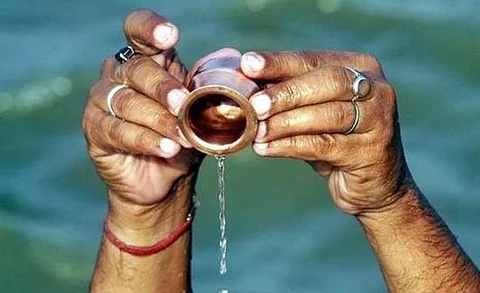 உங்கள் குடும்பத்தில் பித்ரு தோஷம் இருப்பதை எப்படி அறியலாம்?