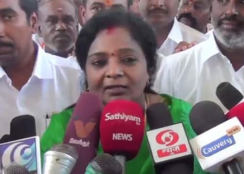 அமித் ஷா வருகையால் தமிழகத்தில் மழை; தாமரை தானாக மலரும்: தமிழிசை பேட்டி