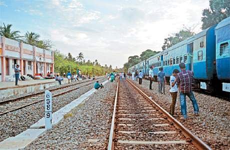 விழுப்புரம் - திருப்பதி விரைவு ரயில் ஜூலை 31 வரை பகுதியளவில் ரத்து