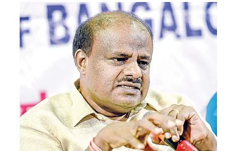 கேரள வெள்ள பாதிப்புக்கு ரூ.10 கோடி உதவி: கர்நாடக முதல்வர் குமாரசாமி