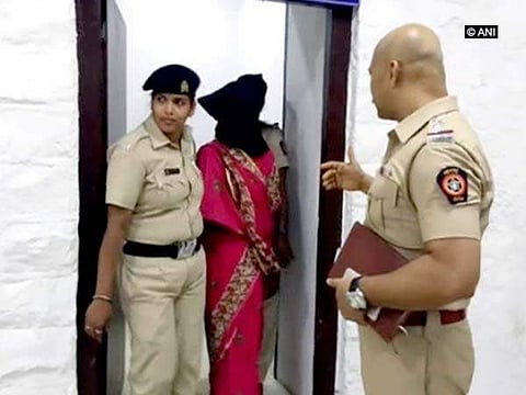 நிறத்தை விமர்சித்ததால் விசேஷத்தில் விஷம் வைத்த பெண்: 5 பேர் பலி, 120 பேர் கவலைக்கிடம்