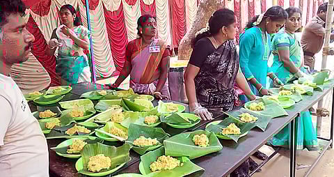மதுரை மீனாட்சி சுந்தரேசுவரர் கல்யாண விருந்து