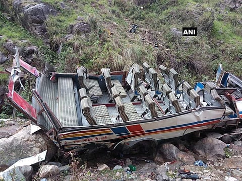 உத்தரகண்ட் பேருந்து விபத்து: உயிரிழப்பு 47-ஆக உயர்வு 