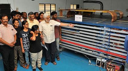 நியூட்ரினோ’ ஆய்வு மையத்தில் அணுக்கழிவுகளை சேமிக்கும் திட்டம் இல்லை: திட்ட இயக்குநா் விளக்கம்   