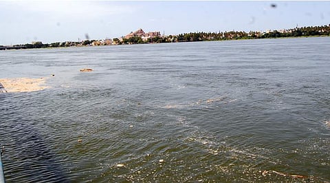 பொங்கிவரும் காவிரி