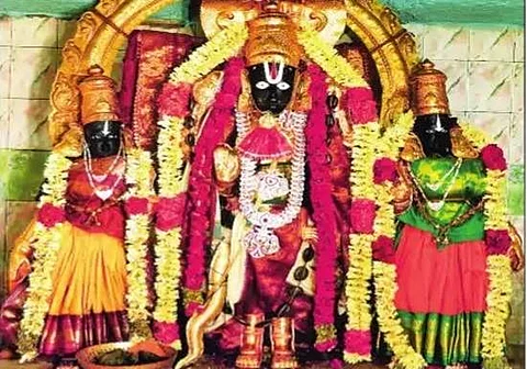 புரட்டாசி சனிக்கிழமையை முன்னிட்டு பெருமாள் கோயில்களில் சிறப்பு வழிபாடு