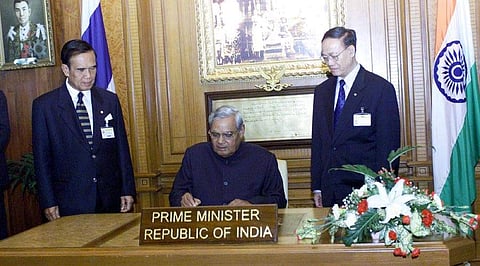 வாஜ்பாய் காலமானார் (1924 - 2018)