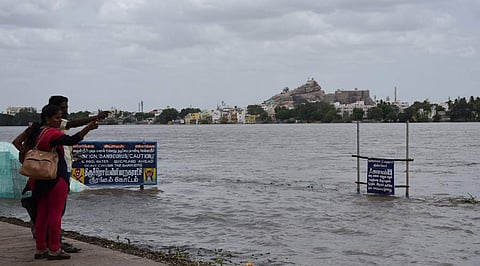 கொள்ளிடத்தில் வெள்ளம்