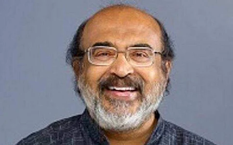 கேரள வெள்ள பாதிப்பு: நிவாரண நிதிக்கு ரூ 100 கோடி திரட்ட அம்மாநில  அரசின் 'அடடே' ஐடியா 