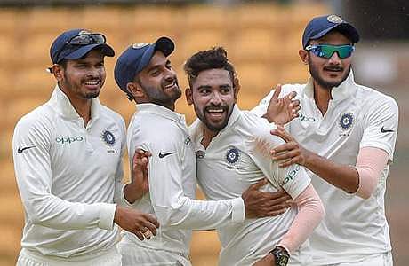 வெற்றி மகிழ்ச்சியில் இந்திய ஏ அணி வீரர்கள்.