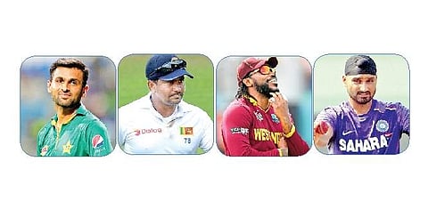 ஓய்வு குறித்த சிந்தனையே இல்லாமல் ஆடி வரும் 1990 காலகட்ட கிரிக்கெட் வீரர்கள்