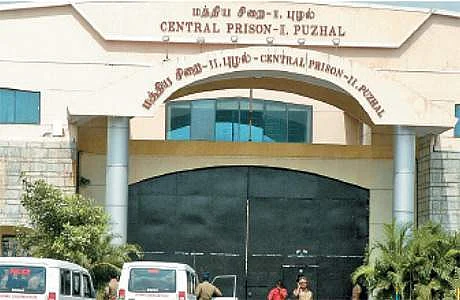 புழல் சிறையில் மீண்டும் திடீா் சோதனை: பிலால் மாலிக்,பன்னா இஸ்மாயிலிடம் டி.வி.க்கள் பறிமுதல் 
