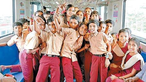 அரசுப் பள்ளி மாணவர்கள் (கோப்புப் படம்)