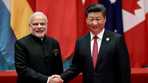 பிரதமா் நரேந்திர மோடி - சீன அதிபா் ஷி ஜின்பிங்