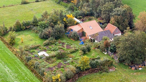 நெதர்லாந்தில் 9 வருடங்களாக பாதாள சிறையில் அடைக்கப்பட்ட சிறார்களை அதிரடியாக மீட்ட போலிஸார்!