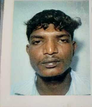 இளைஞா் மா்மச்சாவு: உறவினா்கள் சாலை மறியல்