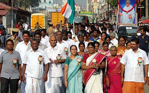 விழிப்புணா்வு பாத யாத்திரையில் பங்கேற்ற பாஜகவினா்.