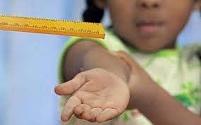 தவறு செய்யும் மாணவர்களை ஆசிரியர்கள் தண்டிப்பது சரியா?