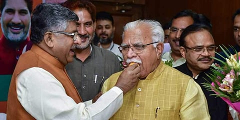 ஆட்சியமைக்க உரிமைகோரினார் மனோகர் லால் கட்டர்