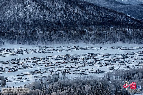 சீனாவில் ரம்மியமாக காட்சியளிக்கும் ஹேமூ எனும் ஊர்