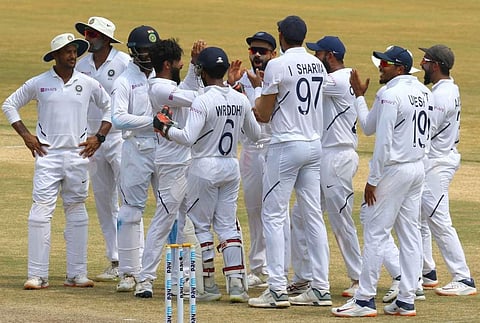 முதல் டெஸ்ட்: 203 ரன்கள் வித்தியாசத்தில் இந்தியா அபார வெற்றி