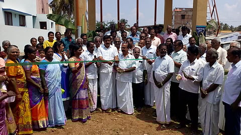 நரசிம்மநாயக்கன்பாளையத்தில் அங்கன்வாடி மையம், மேல்நிலைத் தொட்டி திறப்பு