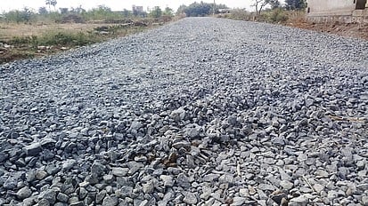 தாா்ச்சாலை அமைக்கப்படுமா?