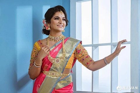 நடிகை சித்ரா போட்டோ ஷூட்