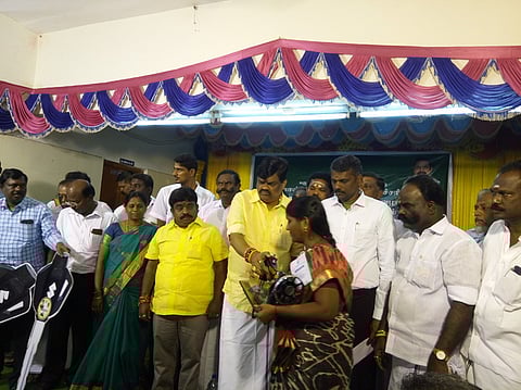 அருப்புக்கோட்டை, திருச்சுழியில் ரூ. 2.77 கோடி நலத்திட்ட உதவி