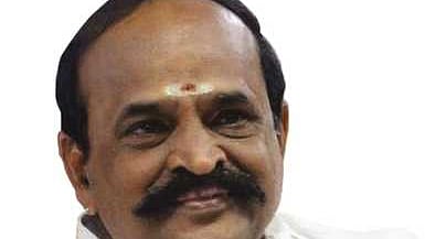  கடம்பூா் ராஜூ  