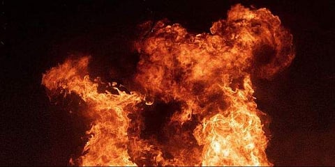 ஹைதராபாத்தில் கால்நடை மருத்துவர் எரிக்கப்பட்ட இடத்துக்கு அருகே மற்றொரு எரிக்கப்பட்ட பெண்ணின் சடலம்!