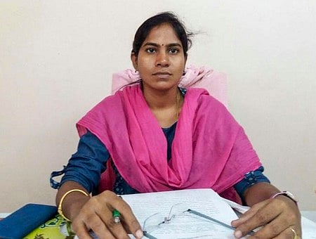 தெலங்கானாவில் பெண் வட்டாட்சியா் உயிருடன் எரித்துக் கொலை