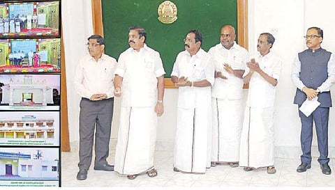 மதுரை மீனாட்சி சுந்தரேசுவரா் கோயிலில்இலவச லட்டு பிரசாதம் விநியோகம்: காணொலிக் காட்சியில் முதல்வா் தொடங்கி வைத்தாா்