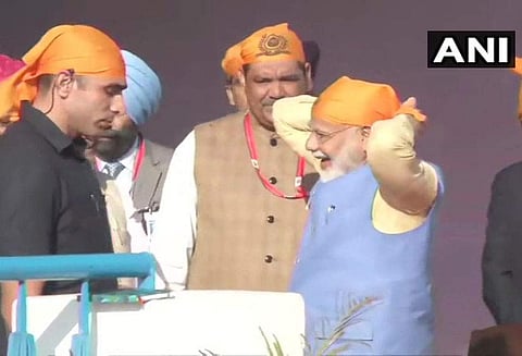 குருத்வாராவில் பிரதமர் மோடி வழிபாடு