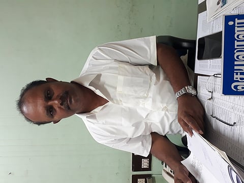 செலவு கணக்கு கேட்டதால் லாரி உரிமையாளா் சங்கத்திலிருந்து நீக்கப்பட்டேன்: ஆா்.கே.ரவி