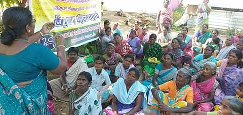 வாசுதேவநல்லூா் பகுதியில் மனித உரிமை தின விழிப்புணா்வுப் பிரசாரம்