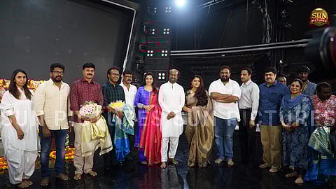 பூஜையுடன் தொடங்கியது ரஜினி - இயக்குநர் சிவா படம்!