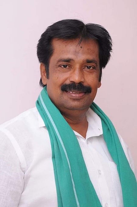 விவசாயி மணிகண்டன்.