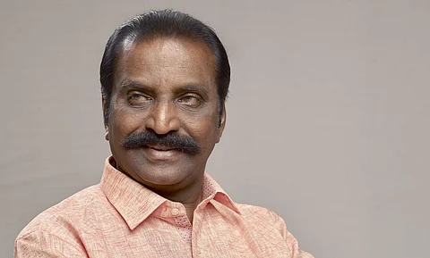 “வெண்ணிலவு தொட்டு முத்தமிட ஆசை”: சந்திராயனுக்கு  கவிஞர்  வைரமுத்து வாழ்த்து 