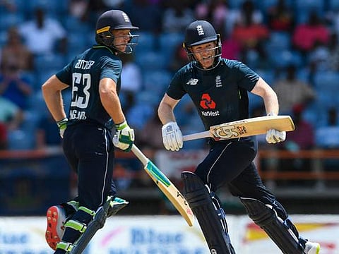 ஒரே தொடரில் உலக சாதனைகள்!