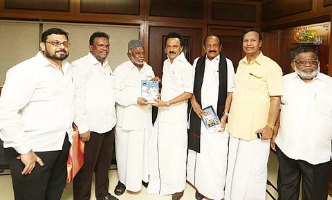அனைத்து தரப்பு மக்களுக்கும் வேண்டியது இடம்பெற்றிருக்கிறது: திமுக தேர்தல் அறிக்கை குறித்து காதர் மொகிதீன் 